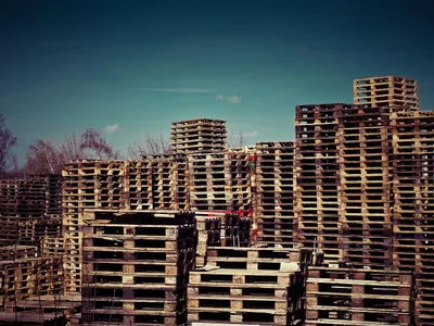 Fabriquer des meubles en palettes : 5 idées DIY tendances pour 2026